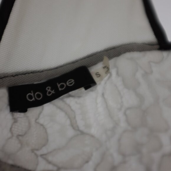 Do & be delicate Floral lace halter top Size S - Picture 10 of 14